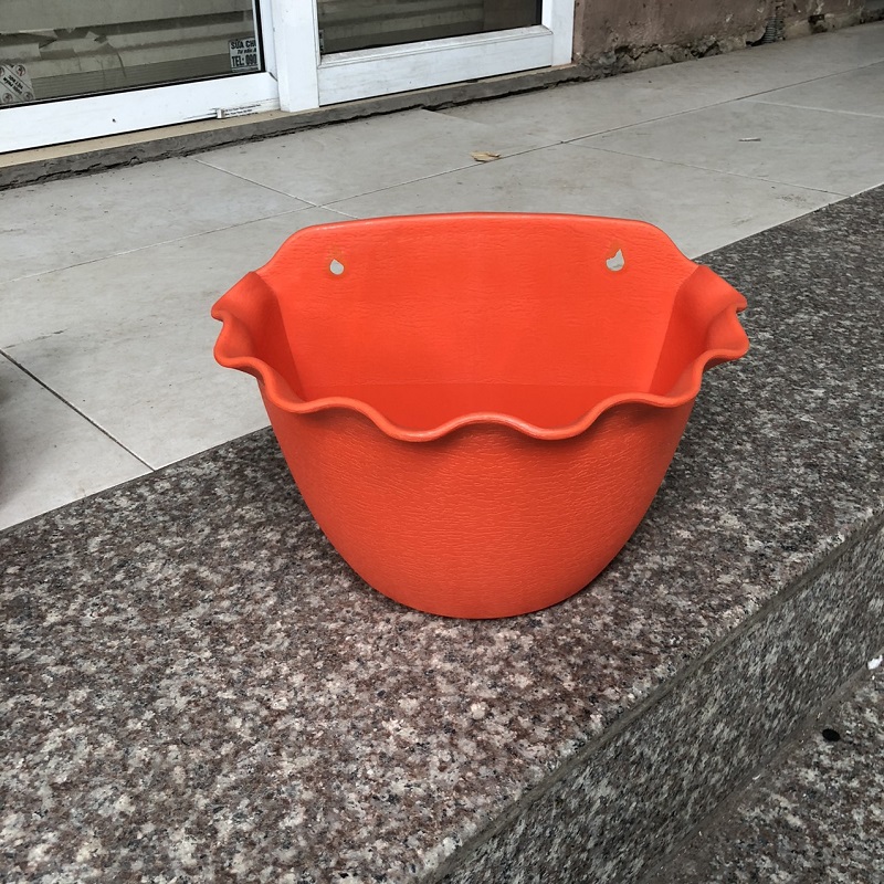 Chậu ốp tường vành hoa giá tốt nhiều màu sắc sinh động